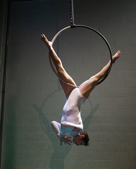 inner diva|aerial dance class.